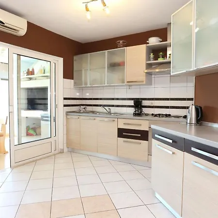 With Parking Space Orebic, Peljesac - 10149