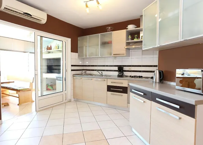 With Parking Space Orebic, Peljesac - 10149